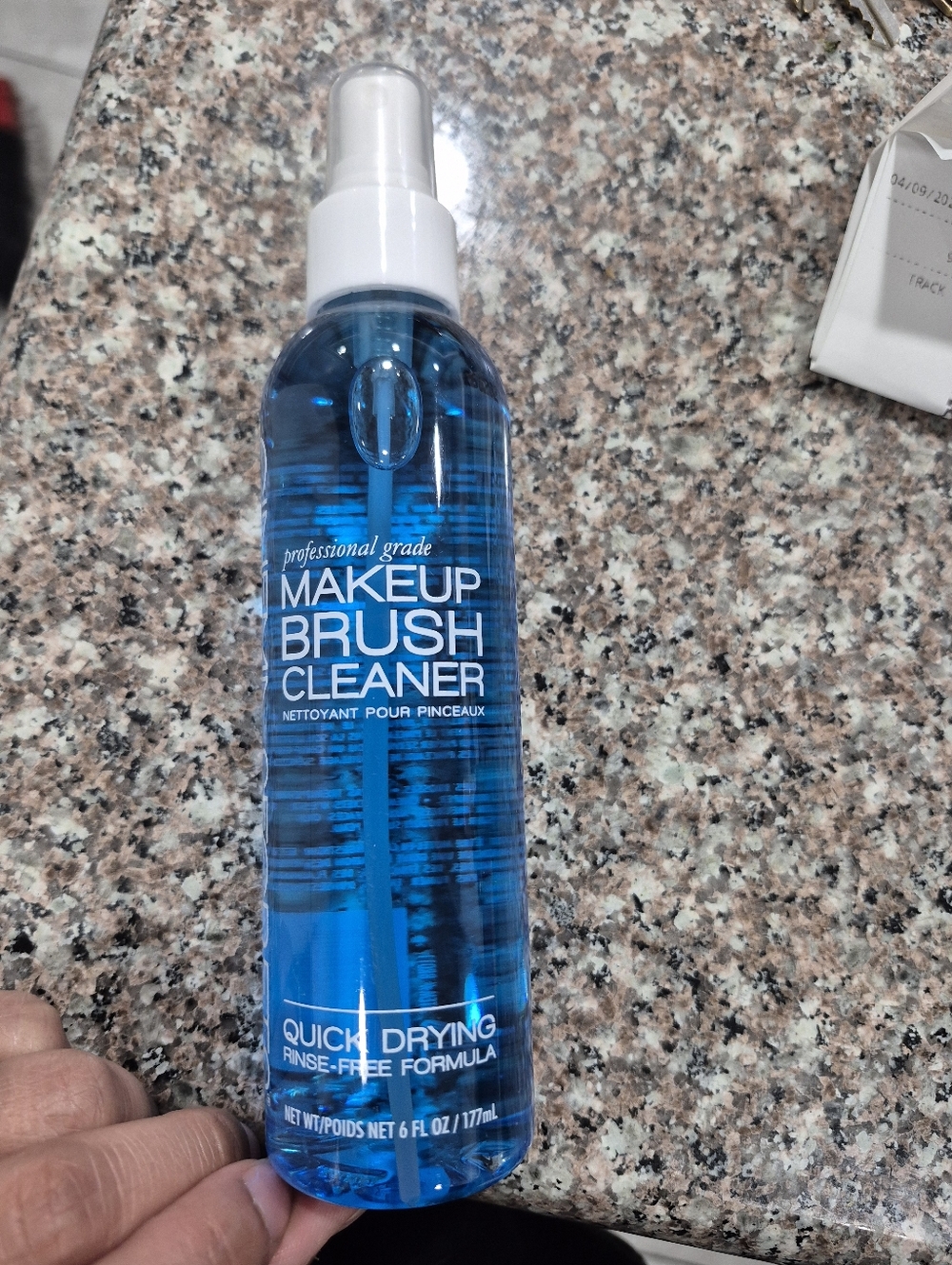 Cinema Secrets Brush Cleaner Spray